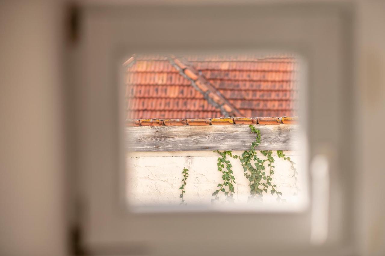 Haestens Boutique Biohotel - Chez Douverne Sommerach Kültér fotó
